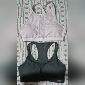 Lorna Jane White and Green Sports Bra Set